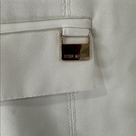 White Blazer by John Meyer Collection - Picture 3 of 15